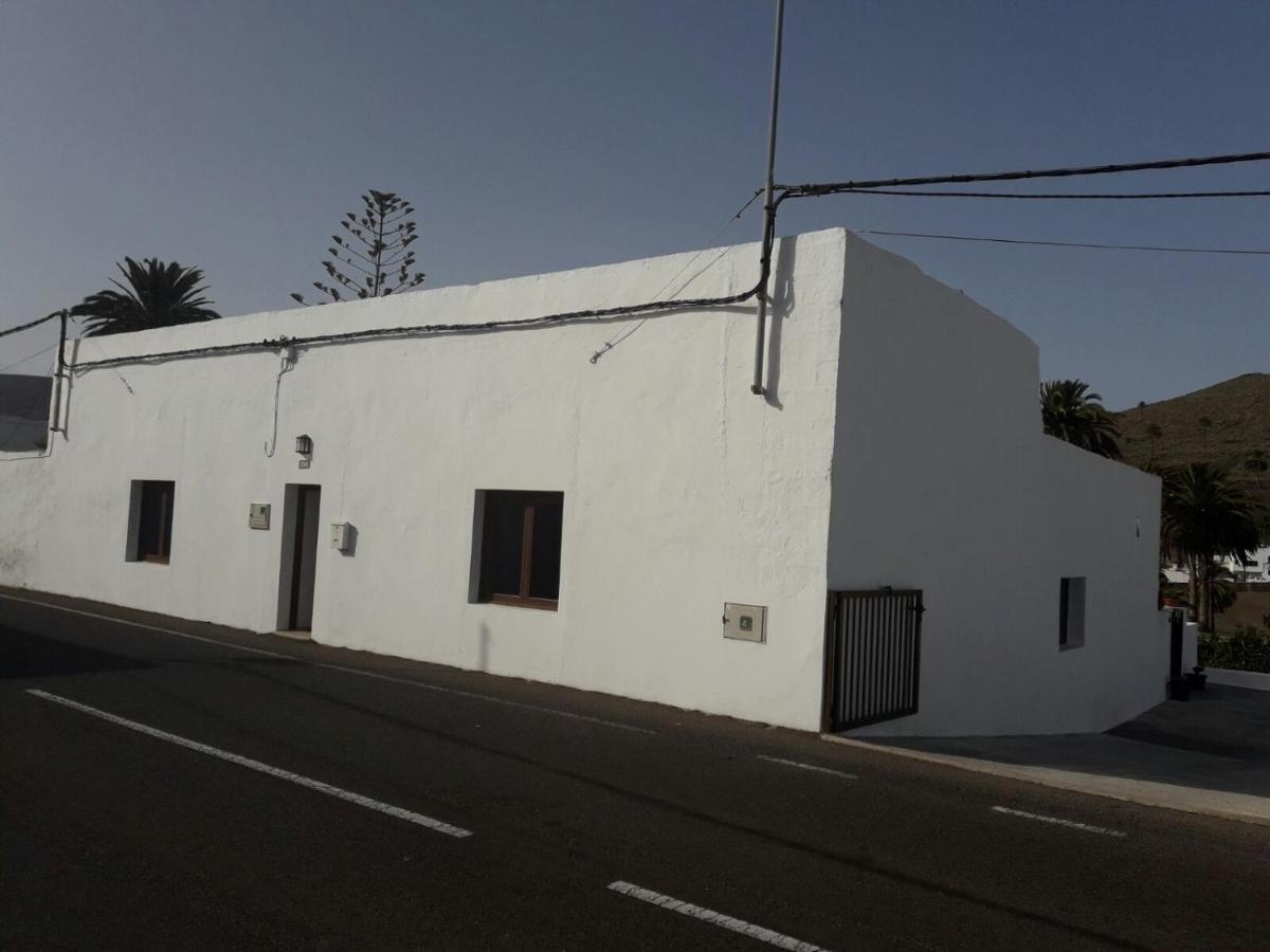 Casa Maria Dolores Haria Exterior photo