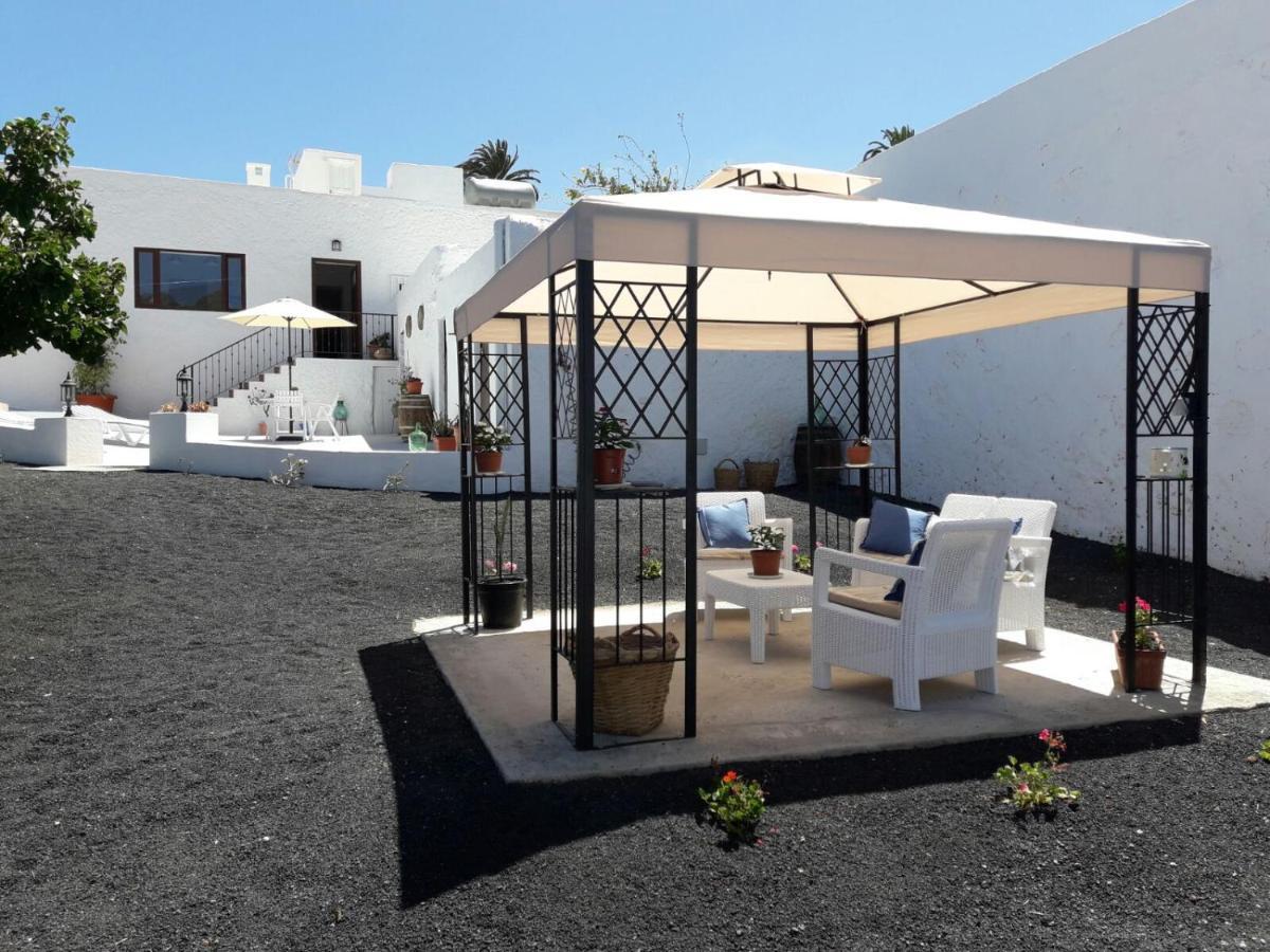 Casa Maria Dolores Haria Exterior photo